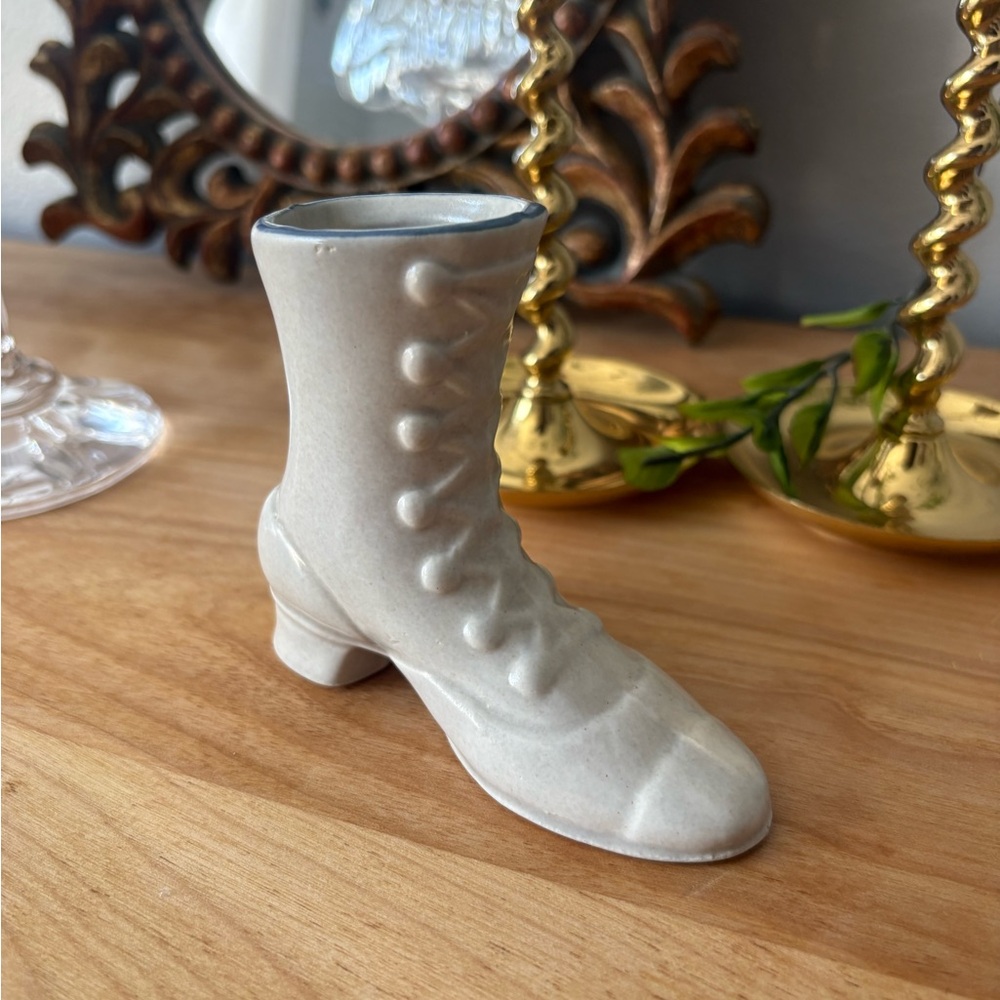 Vintage Cream Ceramic Victorian Boot Accent